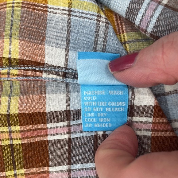 J McLaughlin Men's Trim Fit Plaid Button Down Shirt Size Medium - Picture 3 of 10